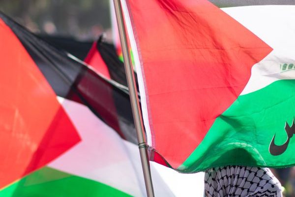 embajada-palestina-madrid-españa-olp-banderas